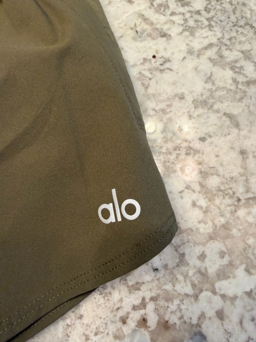 ALO Yoga Playmaker Dolphin Short - Picture 5 of 6